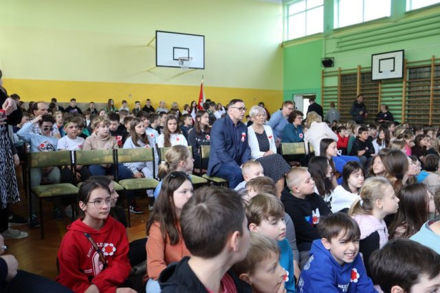 b_1024_768_0_00_images_2022_2023_Wydarzenia_3maja_342198550_6677446812270264_7995729300235071681_n